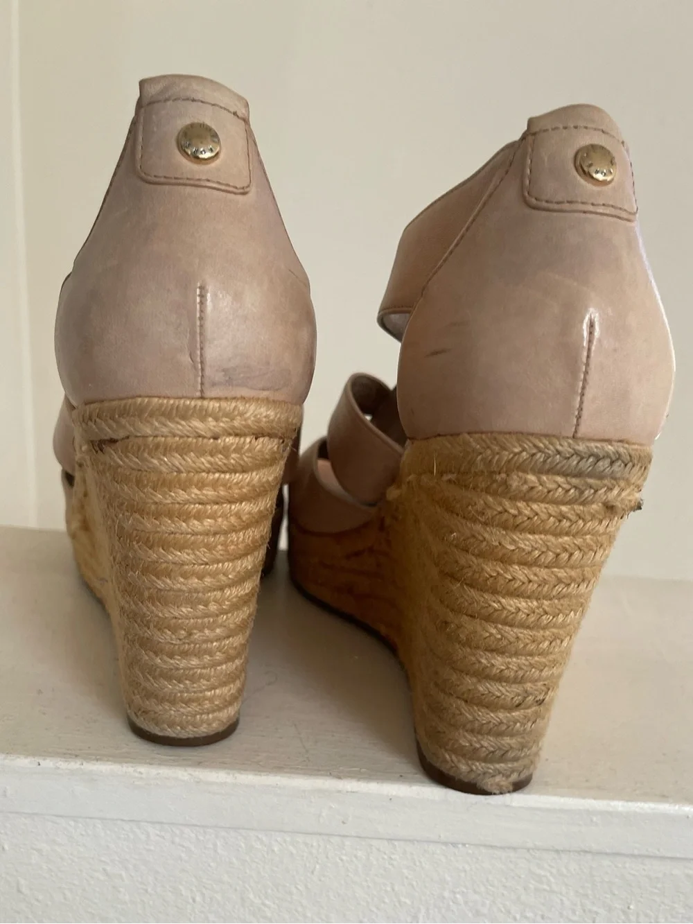 Micheal Kors Leather Wedge Espadrille Sandals in Blush Pink with Front Zip